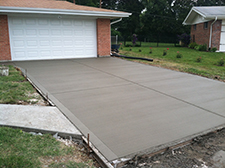 Concrete Driveways in Ballwin : Concrete Driveways Ballwin Missouri